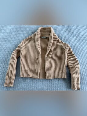 Vince Cropped Ribbed Shawl Collar Cardigan in Tan
